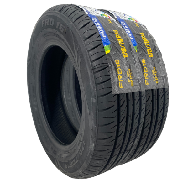 1757014 Tyre Farroad click and go tyres