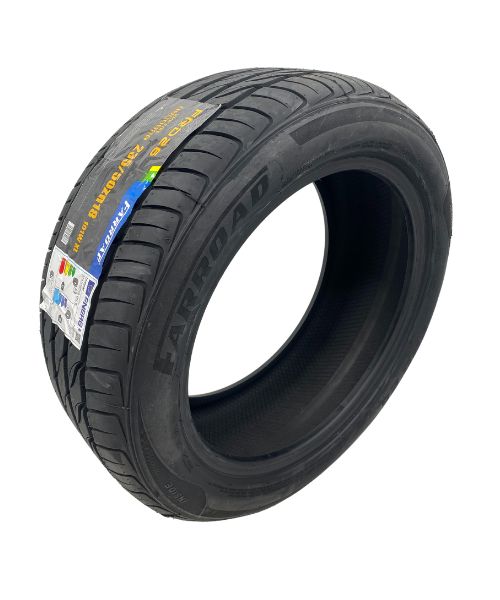235 50 18 click and go Tyres one Farroad Tyre