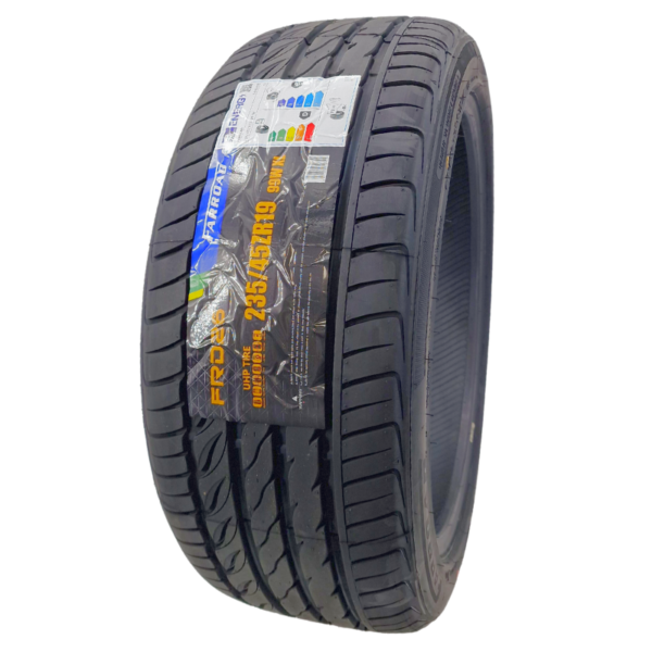 2354519 one new Tyre Farroad click and go tyres