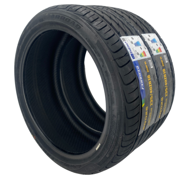 235 40 18 tyres new Farroad tyres
